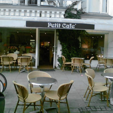 Petit Café in Hamburg Eppendorf